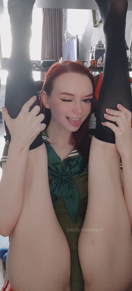 Kotya Ch star du porno érotique image