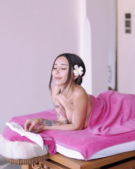 Leng Yein star du porno adulte des photos