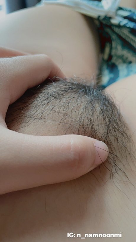 cuisses épaisses onlyfans beau archive