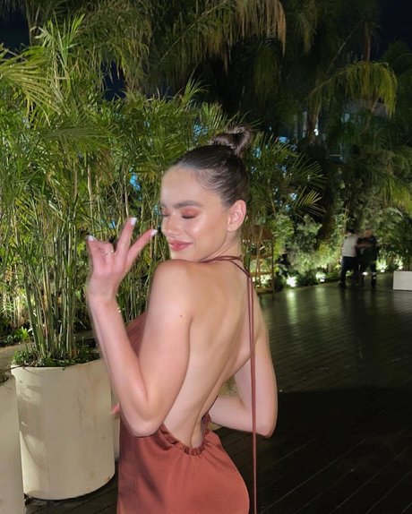 Yael Shelbia star du porno hd image