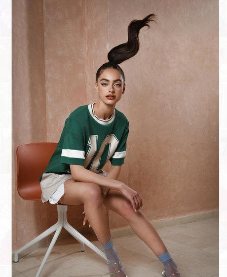 Yael Shelbia sexe star photo