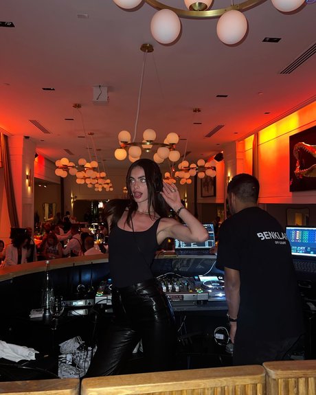 jolie ébène onlyfans exclusif chaud archive