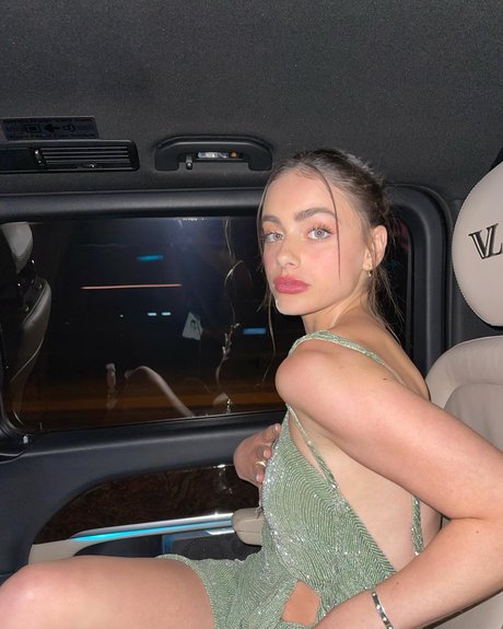 Yael Shelbia haut de star du porno archive