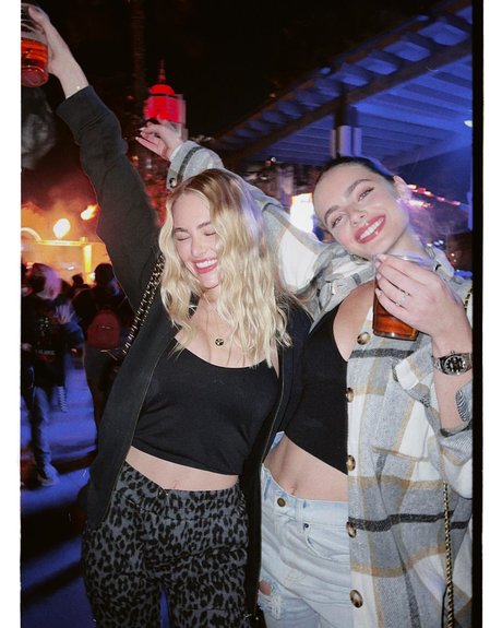 Yael Shelbia jolie étoile image