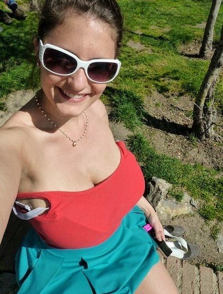 Avery Milla beau modèle archive