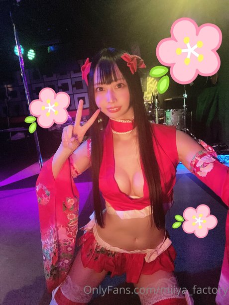 Miiya factory star du porno érotique photos