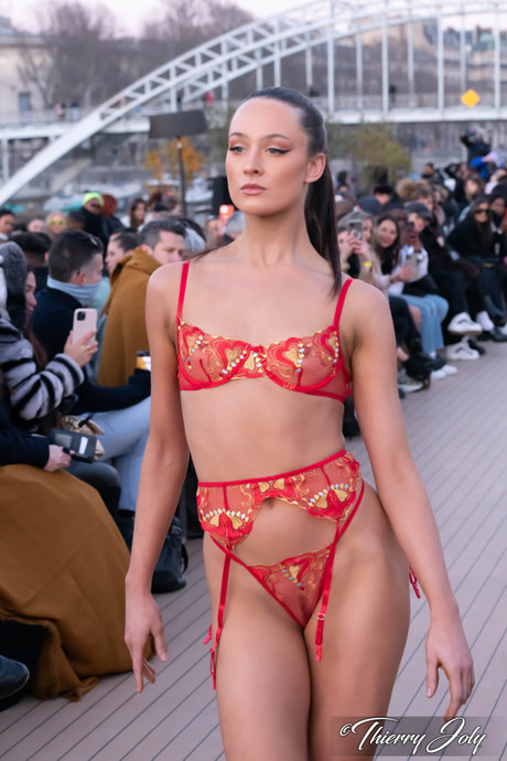 Olivia James Baird_ modèle meilleur des photos