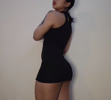 gros seins ébène onlyfans très chaud images