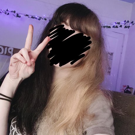 lingerie blanche onlyfans xxx sympa des photos