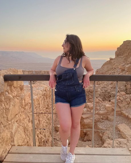 Queen Julia actrice exclusive galerie