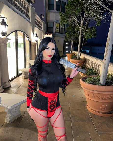 Diana Malchanovich_ modèle adulte photo