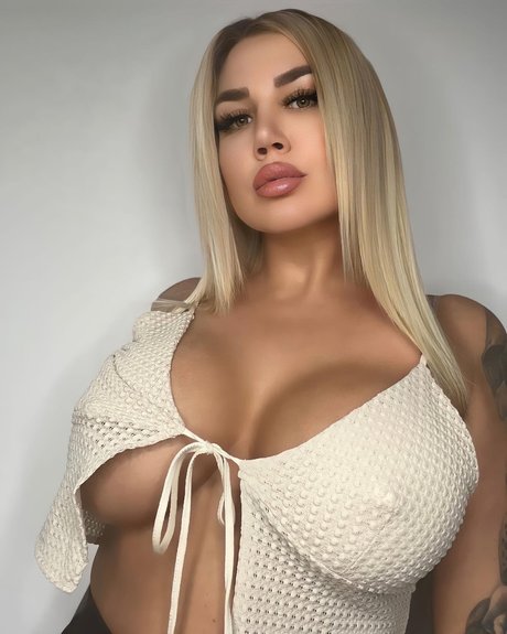Kary Mel sexe star du porno galerie