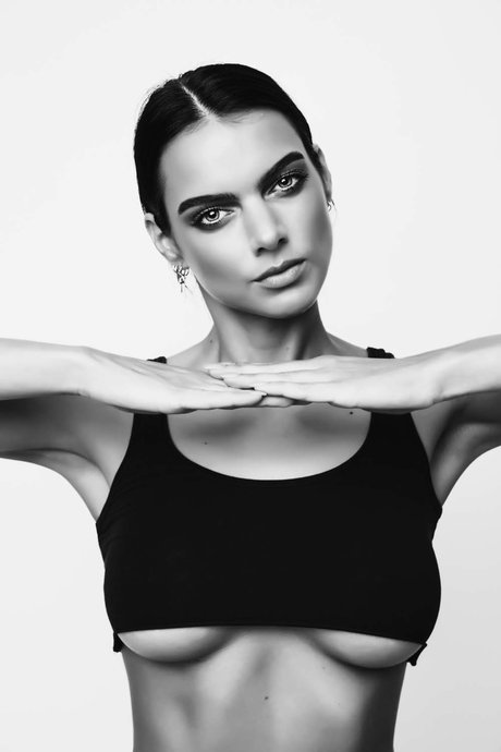 Girls Of The Netherlands modèle sympa img