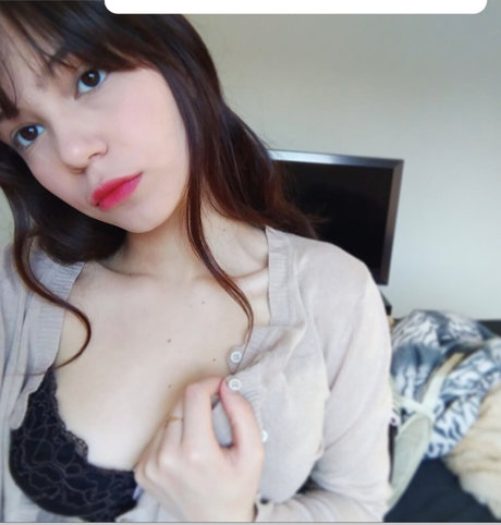 Maimy Nyan_ star du porno chaud galeries