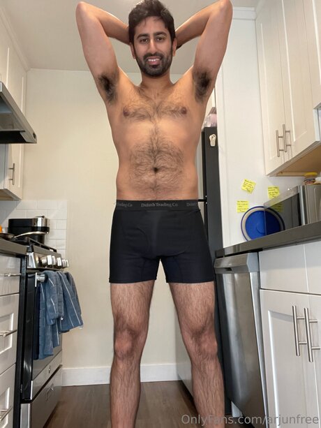 Arjunfree modèle de haute qualité image