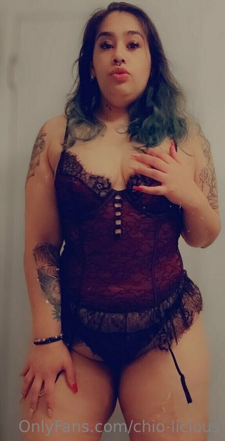 Chio Licious sexe de star du porno archive