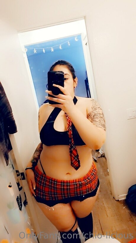 Chio Licious xxx étoile photo