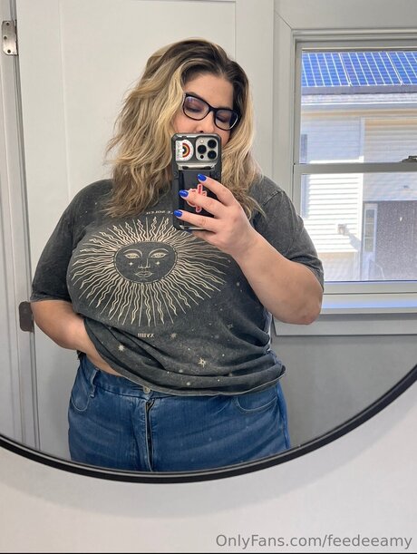 Feedeeamy star du porno chaude galerie