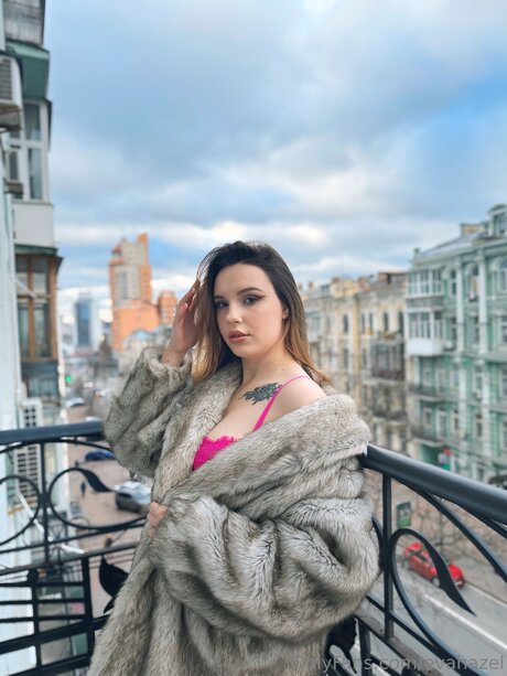 Evahazel actrice xxx photo