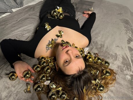 Evahazel modèle xxx galeries