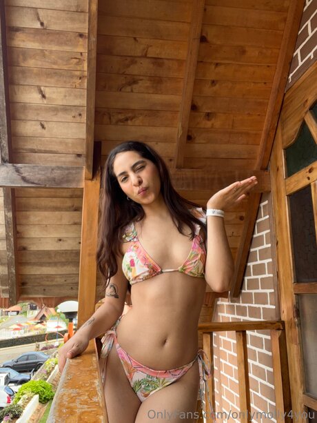 Onlymolly4you jolie star du porno image