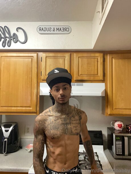 Double0babby actrice nue photo