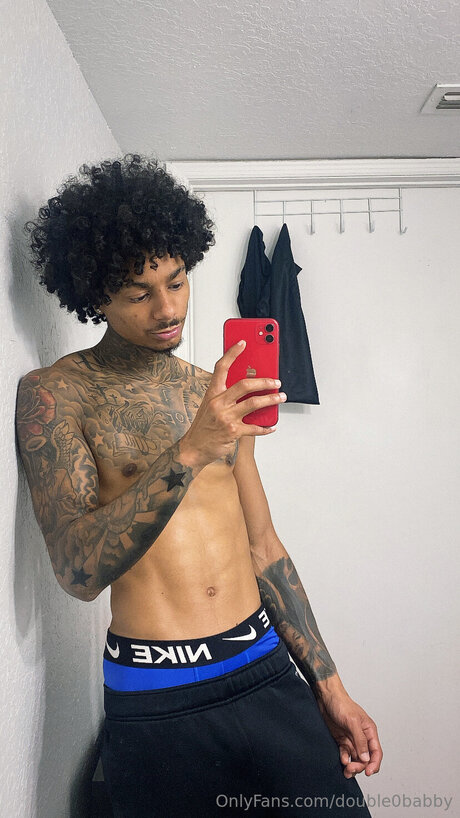 Double0babby haut modèle images