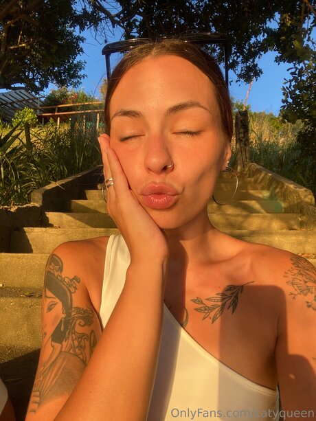 Catyqueen actrice nue collection