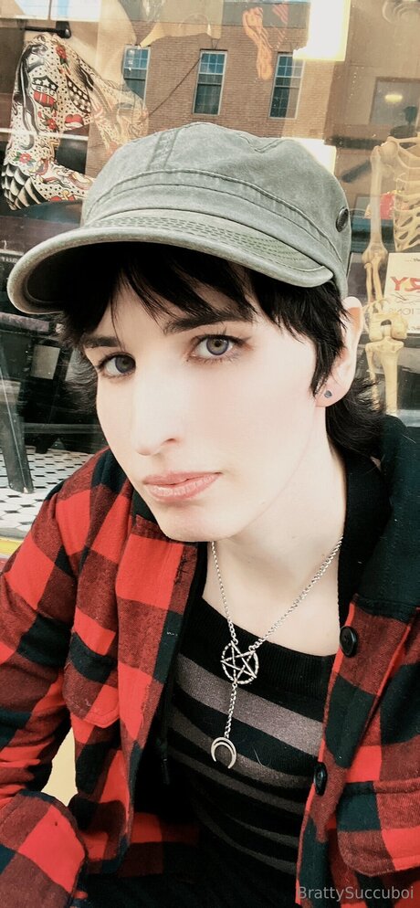 Tomboysuccubus modèle de sexe galerie