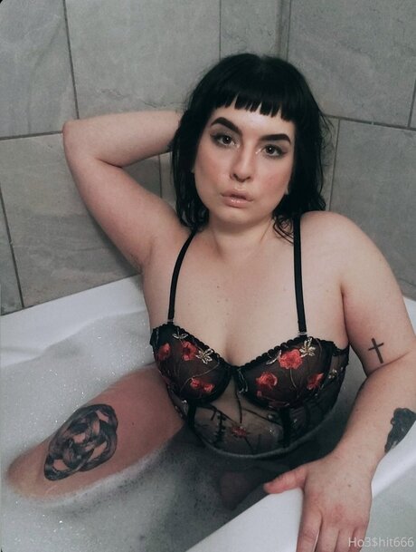 Hoeshit666 star du porno en haute qualité galeries