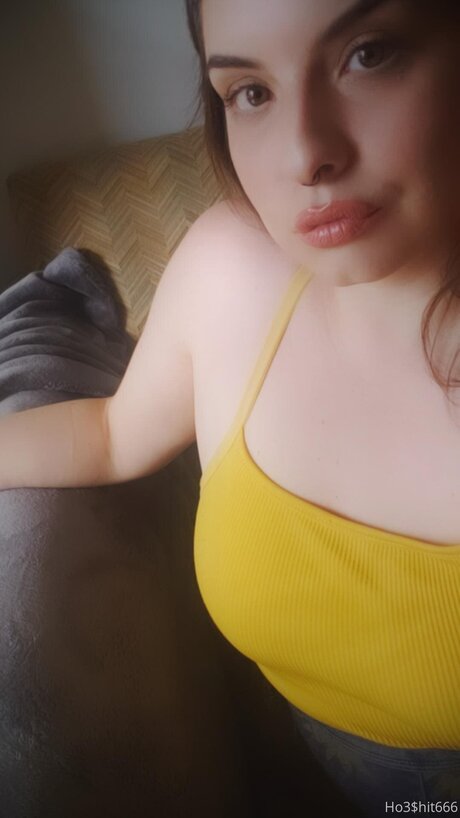 Hoeshit666 belle actrice photos