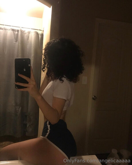 Angelicaaaaa modèle joli collection