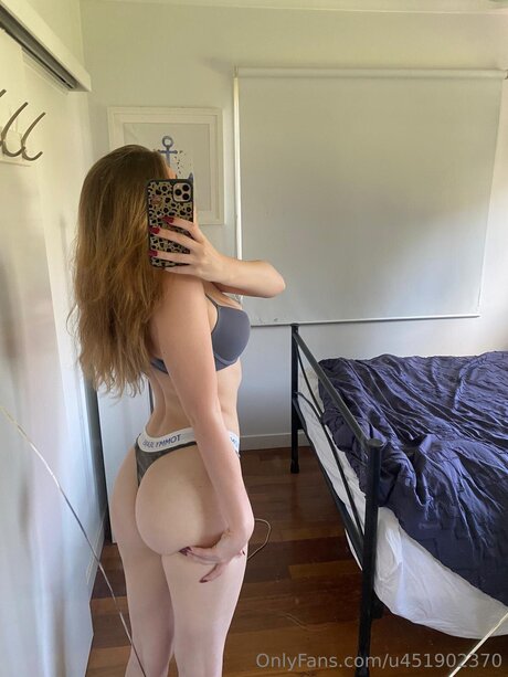 Innocentavaa jolie étoile galerie