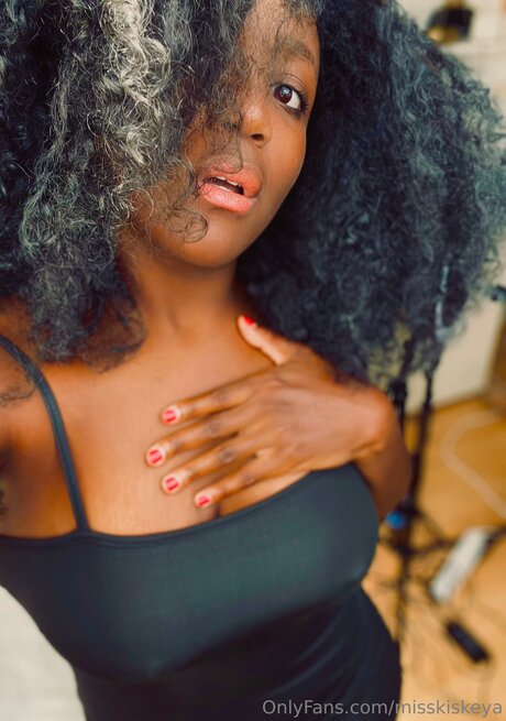 Hypnotik Kiskeya sexe star archive