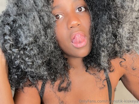 Hypnotik Kiskeya actrice pornographique img