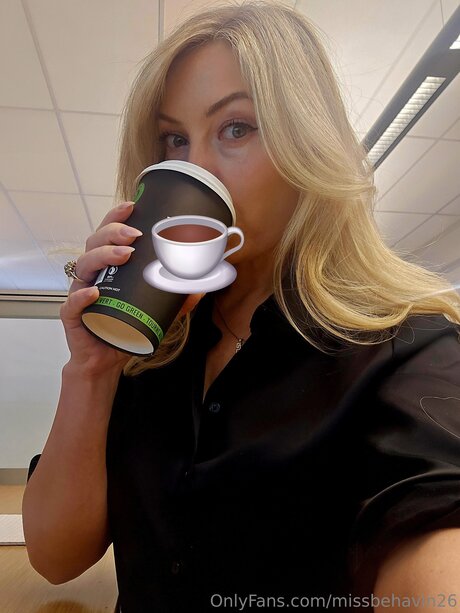 Missbehavin26 sexe star des photos
