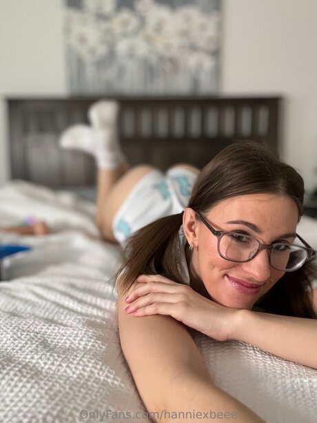 Hanniexbeee modèle sympa galeries