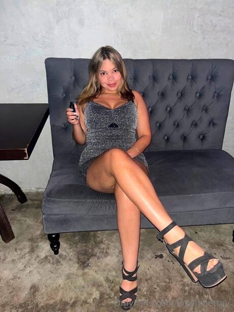 Lovelybettyy sexe star img