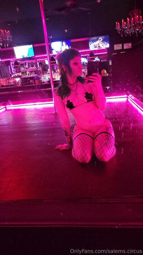 Salems Circus sexe star des photos