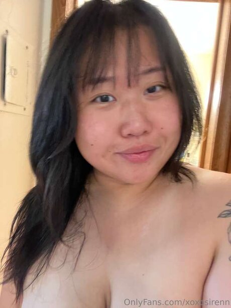 Xoxosirenn modèle de sexe photos