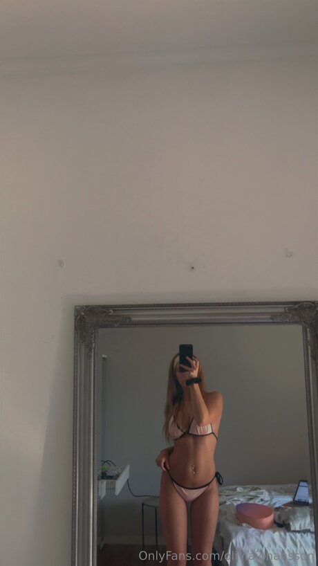 Oliviajohansson modèle adulte images