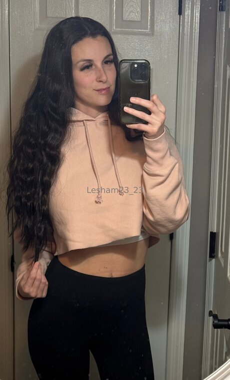 Lesham23 23 joli modèle archive