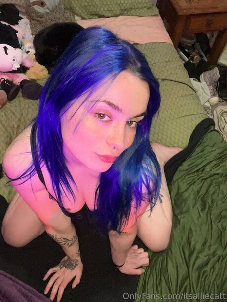 Itsalliecatt star du porno nue des photos