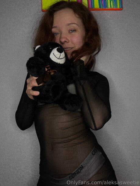 Aleksasweetie art star du porno galeries