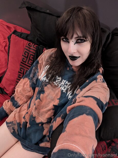 Lyannaqt beau modèle archive