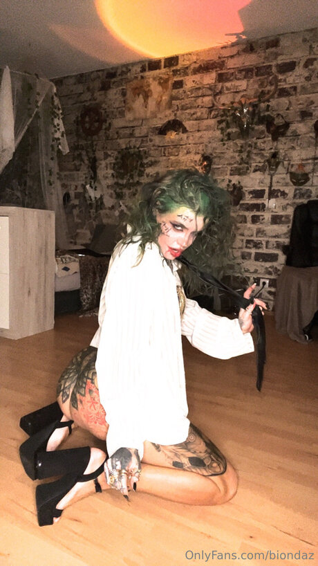 Biondaz star du porno adulte photo