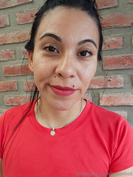 footjob pour ados uniquementfans xxx érotique images