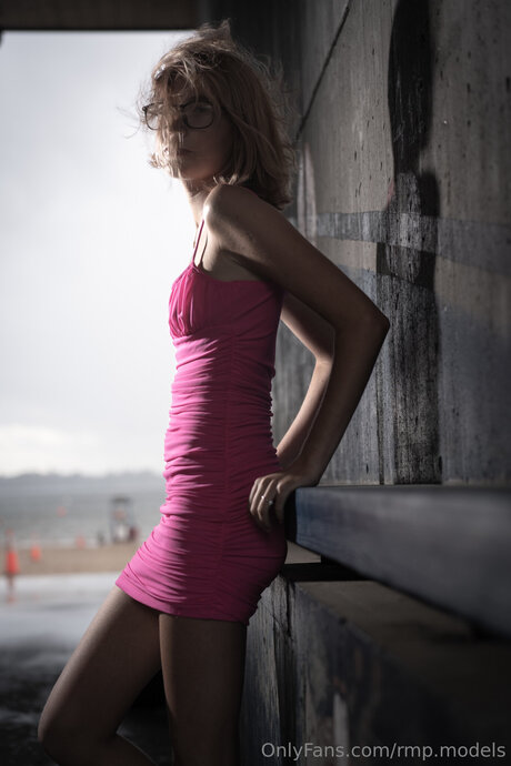 brunette onlyfans haute définition érotique image