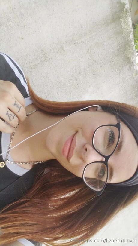 grand-mère onlyfans nus exclusifs images