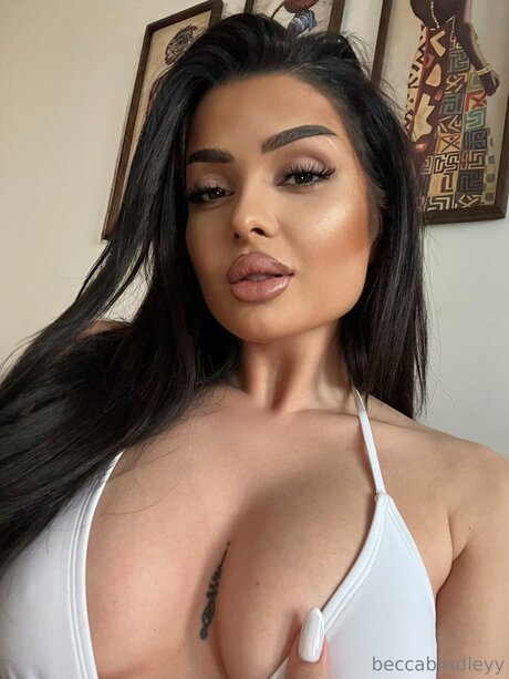 Beccabradleyy star du porno exclusive des photos